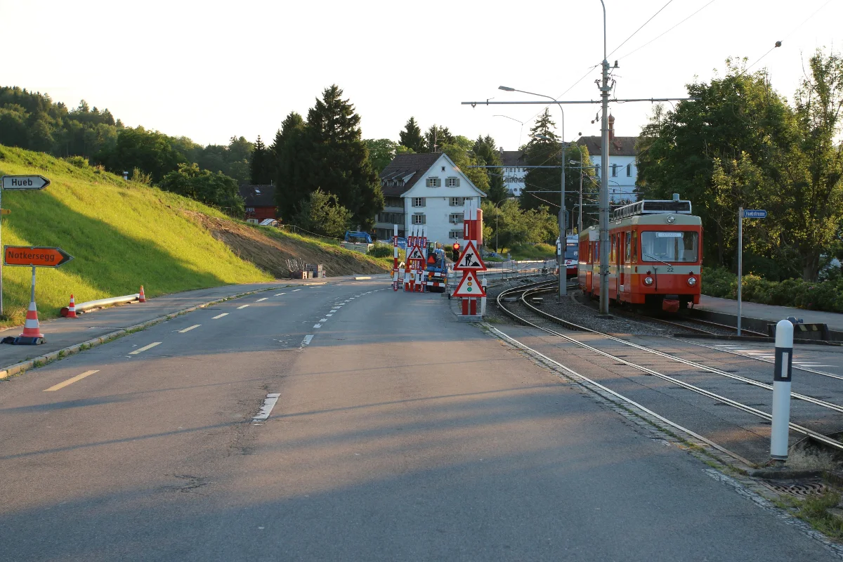 St. Gallen SG - Trotz Streifkollision weitergefahren - Zeugenaufruf