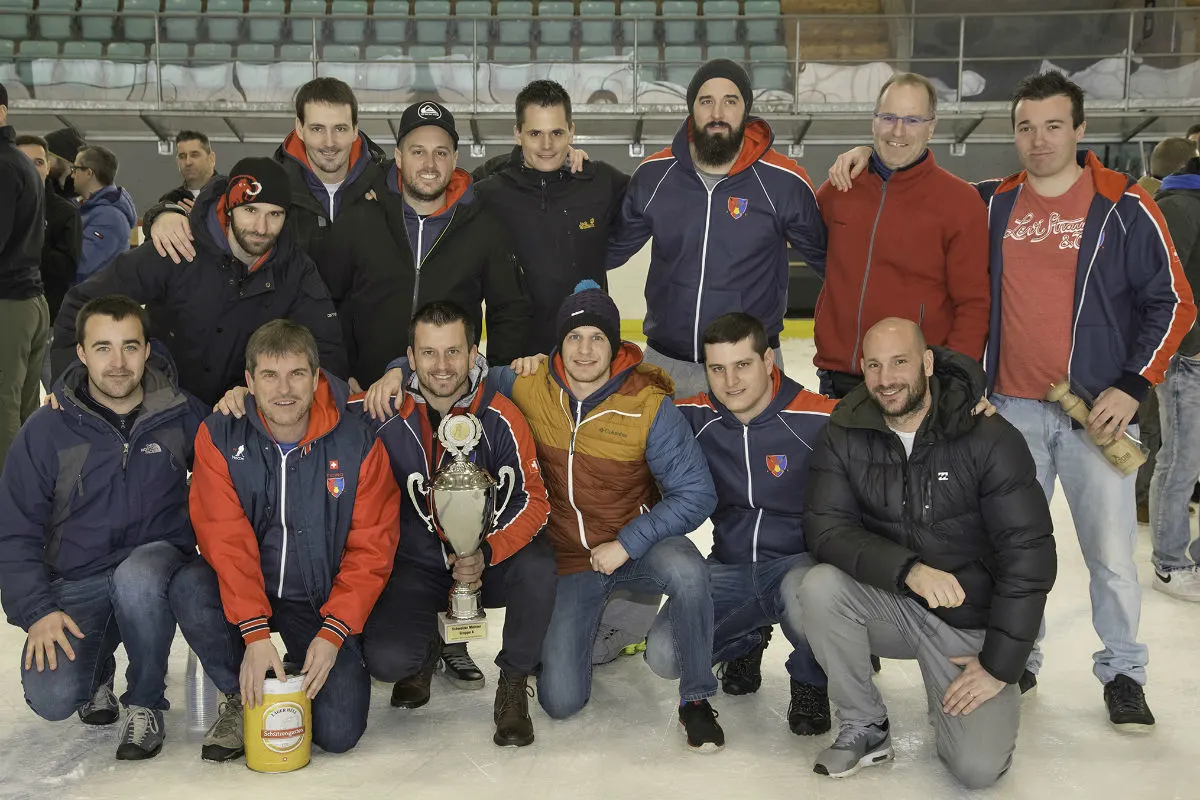 Kapo Tessin gewinnt Eishockey-Meisterschaft