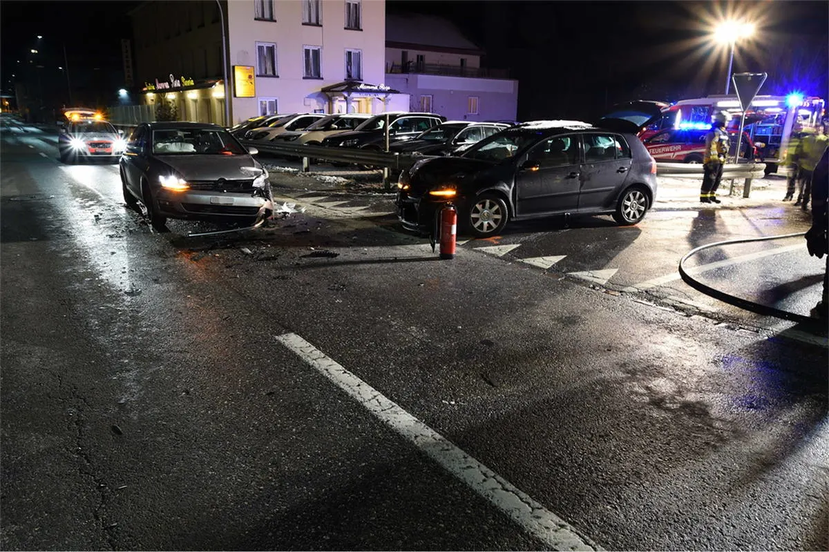 Landquart GR - Seitlich-frontale Kollision nach Überholmanöver - Zeugenaufruf