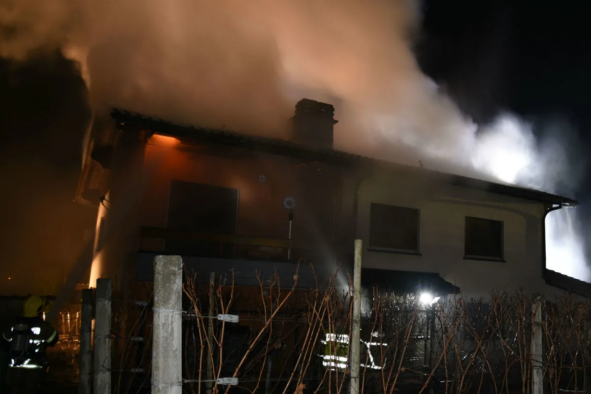 Roveredo/Sta. Maria in Calanca GR - Zwei Brände in einer Nacht