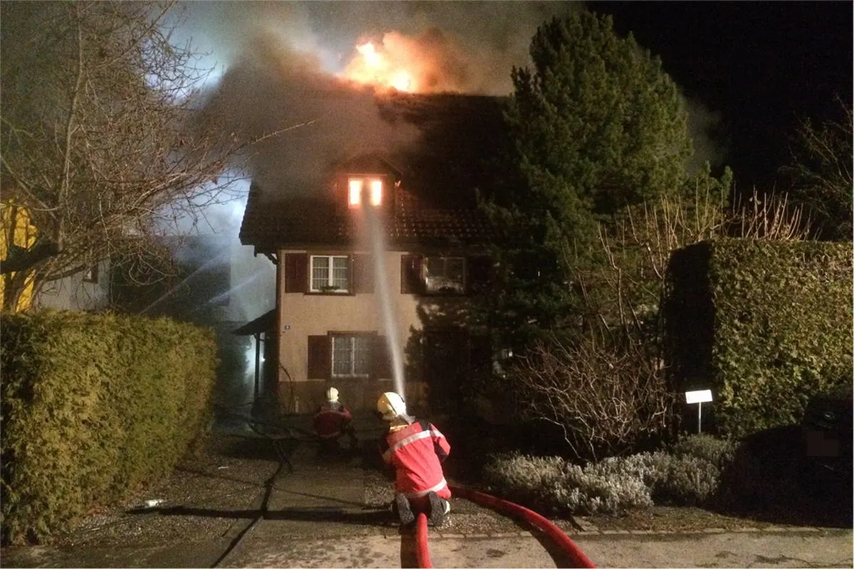 Roggwill TG - Brand in Mehrfamilienhaus