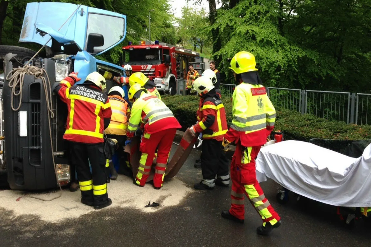 82-Jähriger baut in Walchwil betrunken einen Unfall
