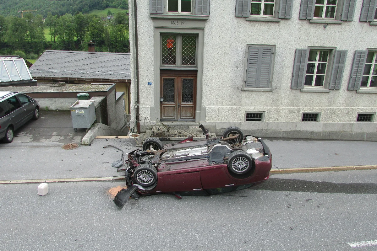 In Leuggelbach wegen Müdigkeit verunglückt