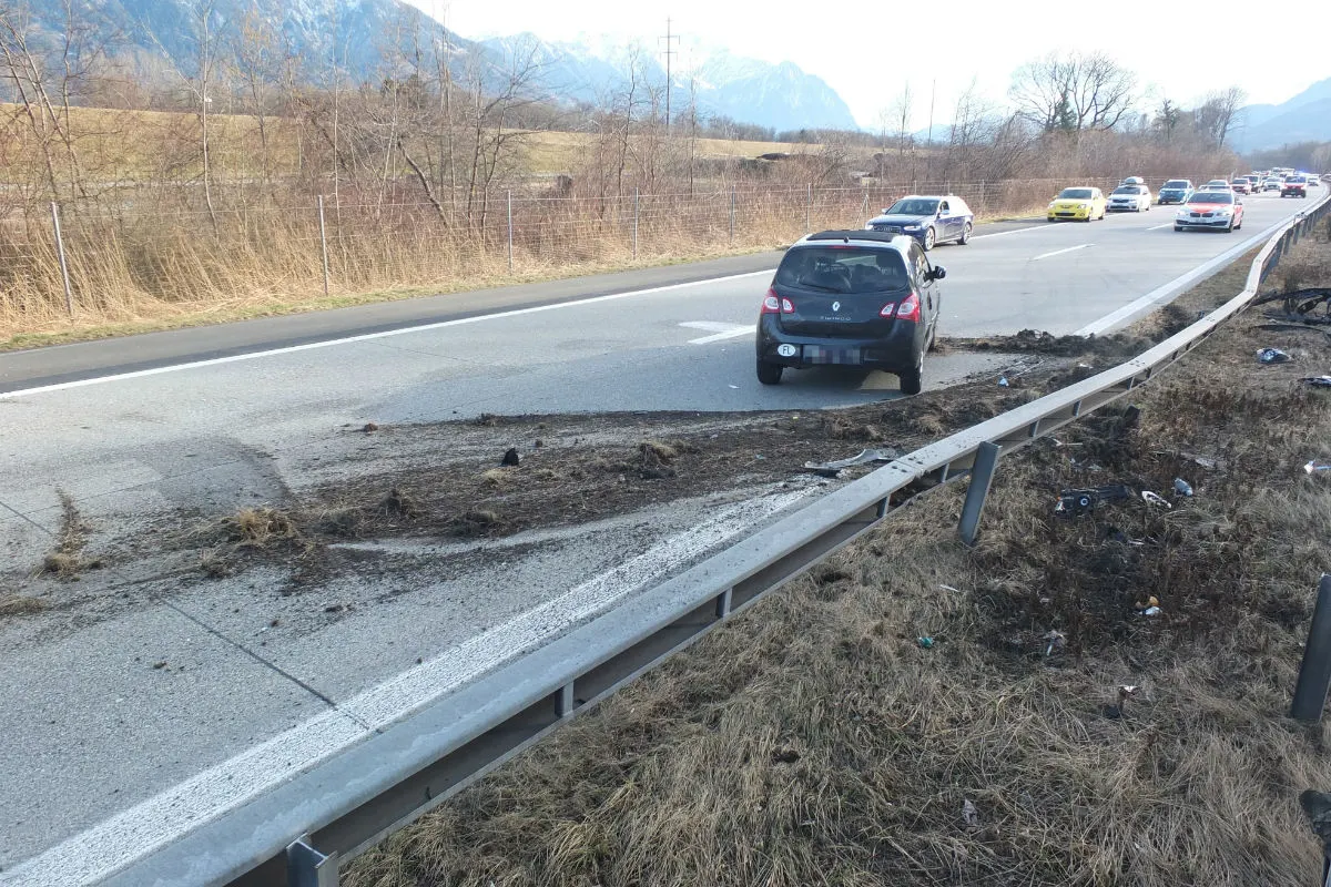 Haag SG - Ablenkung führt zu Unfall