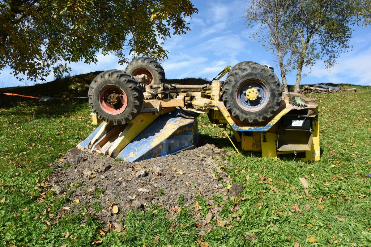 Gähwil SG - Unfall mit Dumper endet tödlich