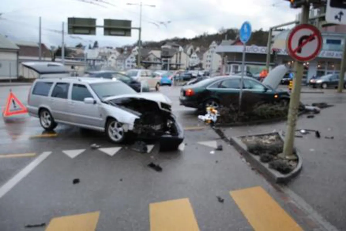 Seitlicher Frontalcrash in Neuhausen am Rheinfall