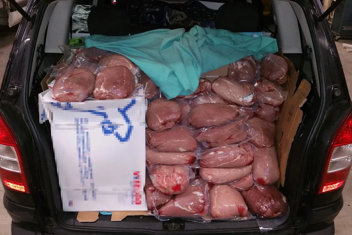 Rümlang ZH: Türke mit geschmuggeltem Fleisch erwischt