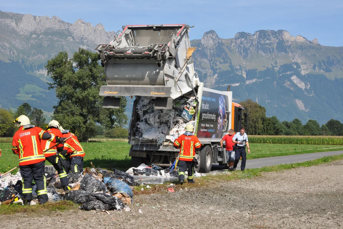 Schaan: Brand in Mühllabfuhrwagen