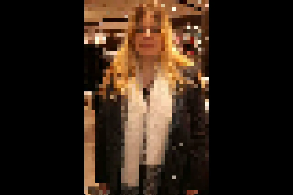 [Update] Hamburg/Bottrop - 15-jährige Kira unversehrt gefunden