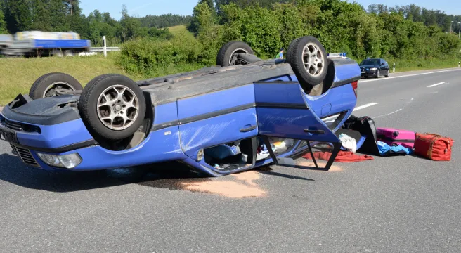Sekundenschlaf führt zu Unfall in Langnau bei Reiden