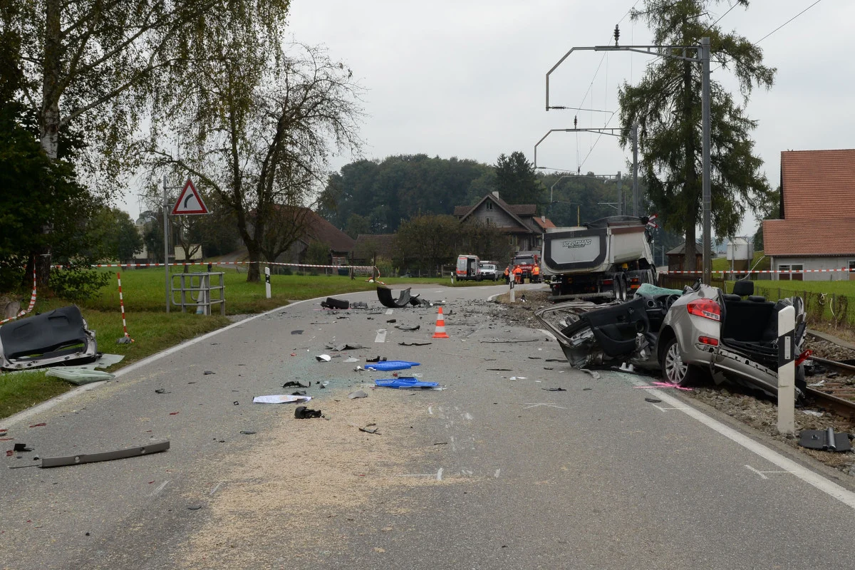 Hohenrain LU - Schlimmer Crash fordert zwei Schwerverletzte