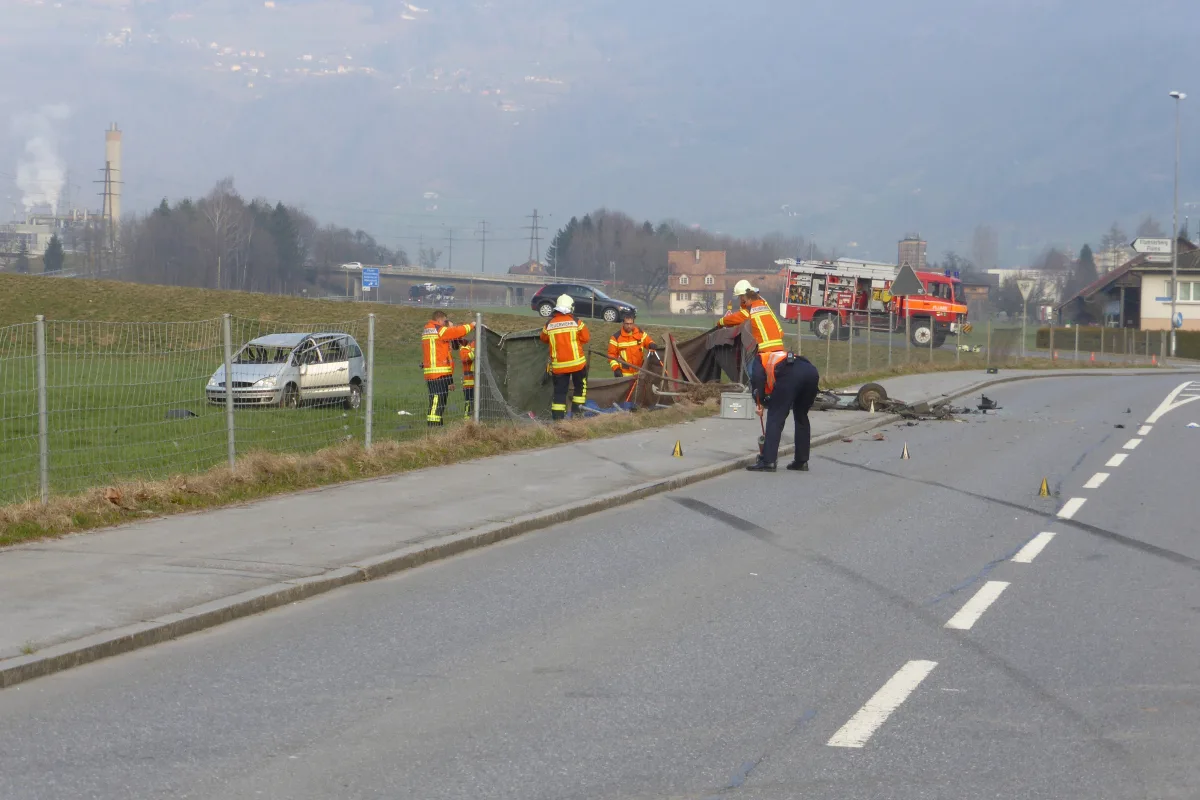 Alkoholisierter Autolenker fährt Zweiradfahrer in Flums tot!