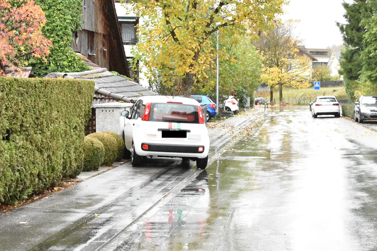 Schaan FL - Auto macht sich selbstständig