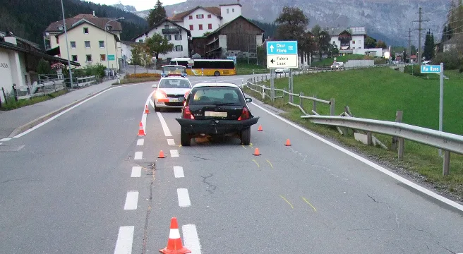 Auffahrcrash in Laax fordert eine Verletzte 