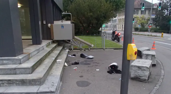 Mit Roller in Aarau Selbstunfall gebaut