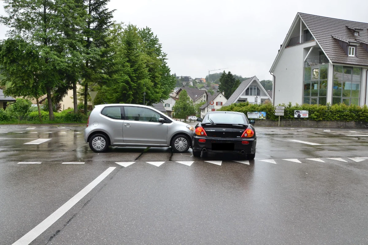 Verkehrsunfall in Giebenach BL - eine Verletzte