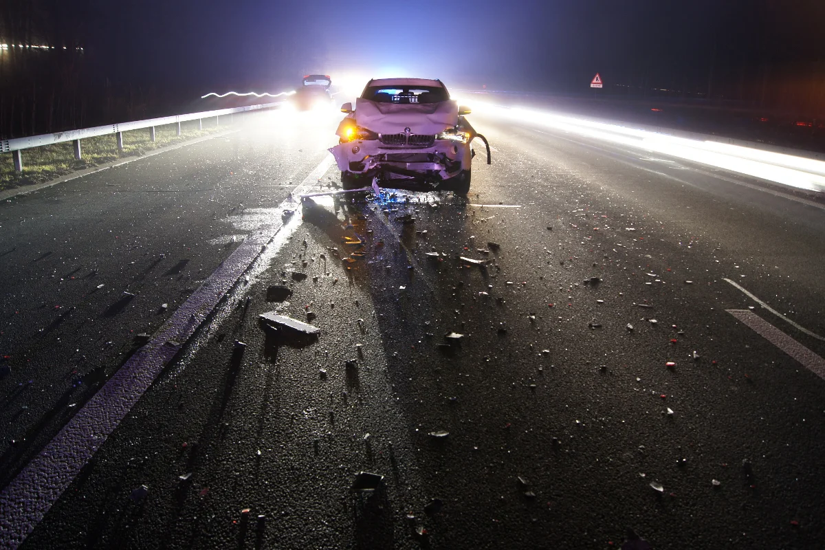 Risch Rotkreuz: Auffahrcrash auf der A14 fordert Verletzte