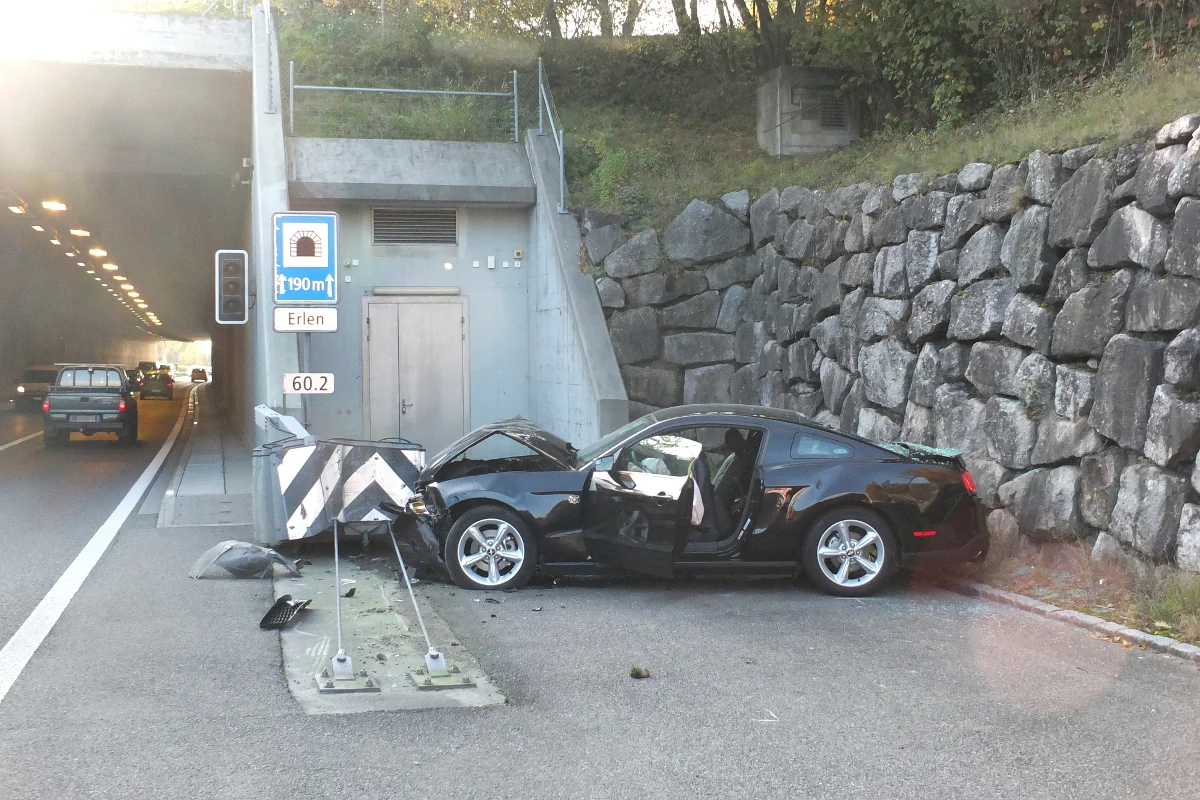 Zwei Verletzte bei Streifkollision in Eschenbach
