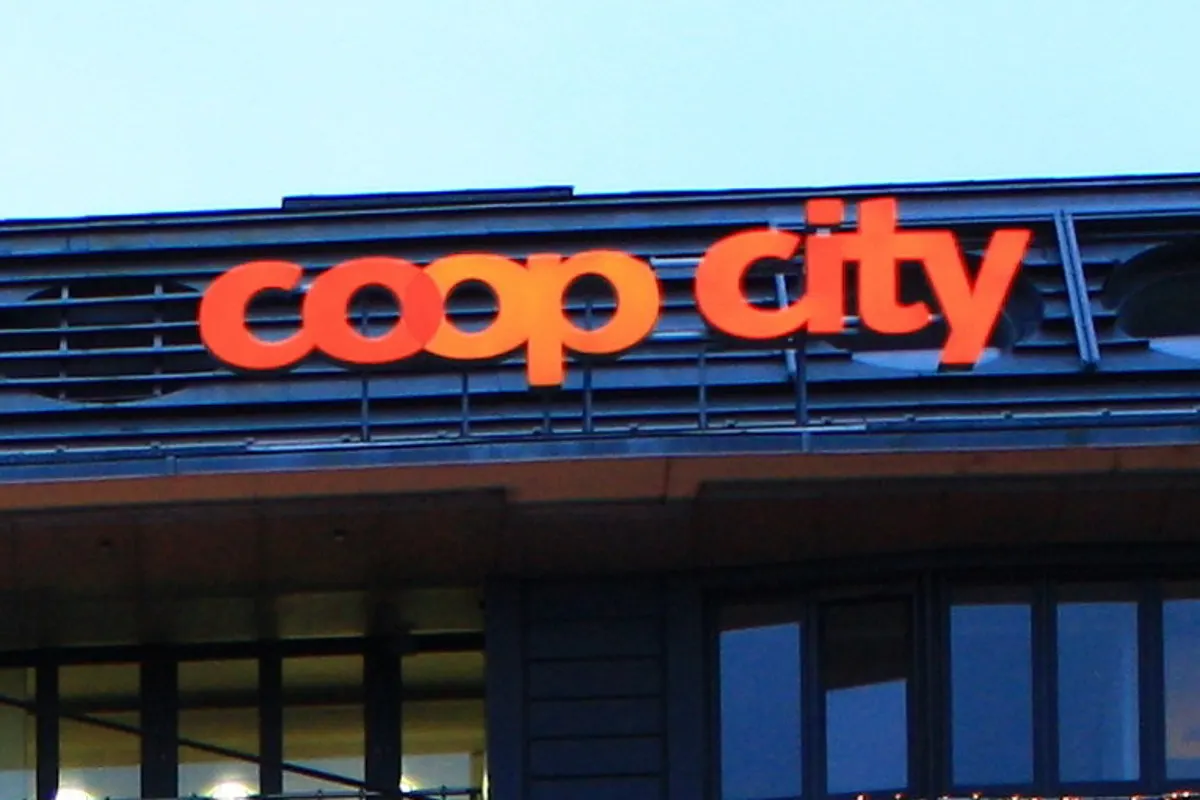 Bern BE: Feuerwehr-Einsatz im Ladenlokal von Coop City