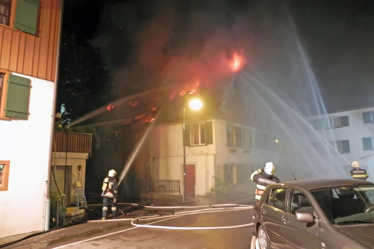 Gottlieben: Brand in Mehrfamilienhaus fordert Todesopfer