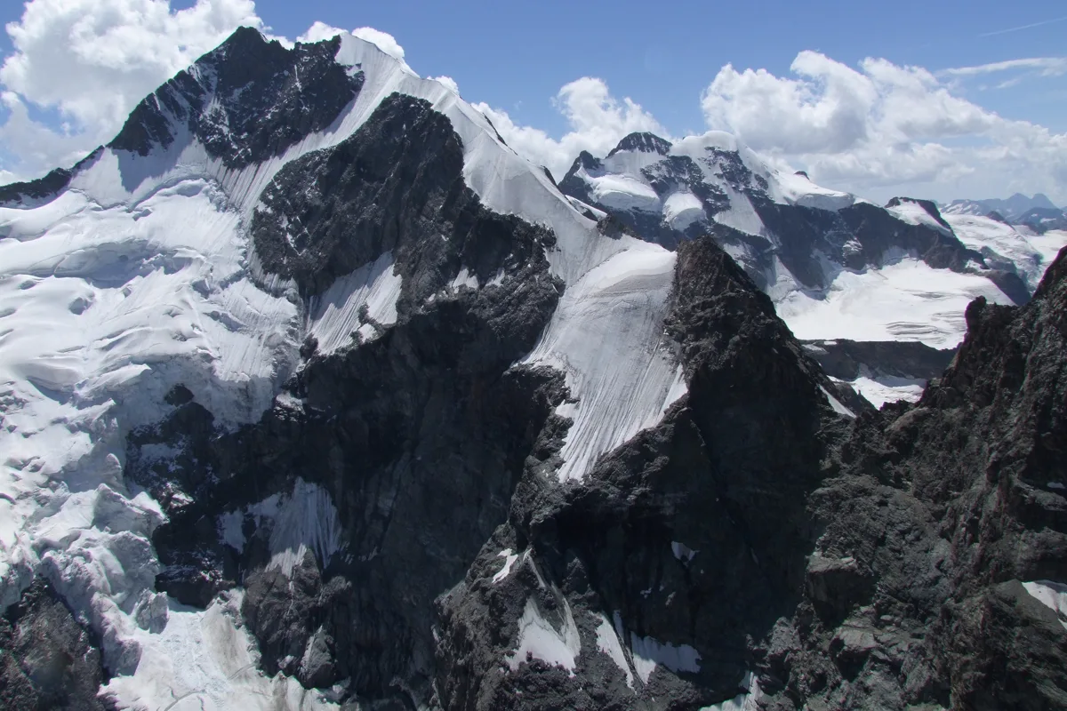 Pontresina GR - Berggängerin am Piz Bernina in den Tod gestürzt