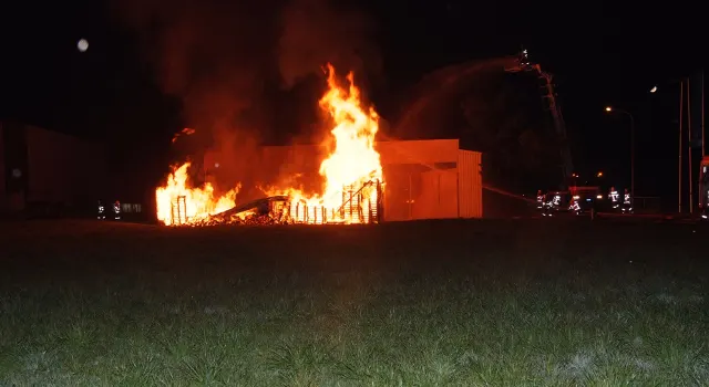 Ferienhaus in Walenstadtberg brennt nach Blitzeinschlag