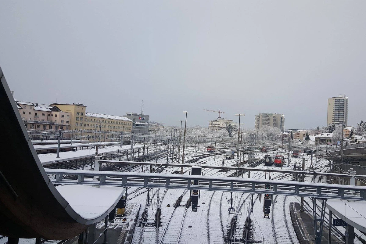 Bahnhof Bern BE - Wieder Zug entgleist - keine Verletzten