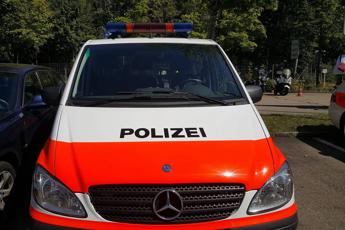 Zürich ZH - Mutmassliche Opferstockdiebe verhaftet 