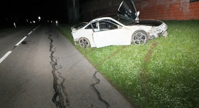 Auto überschlägt sich in Goldingen mehrmals