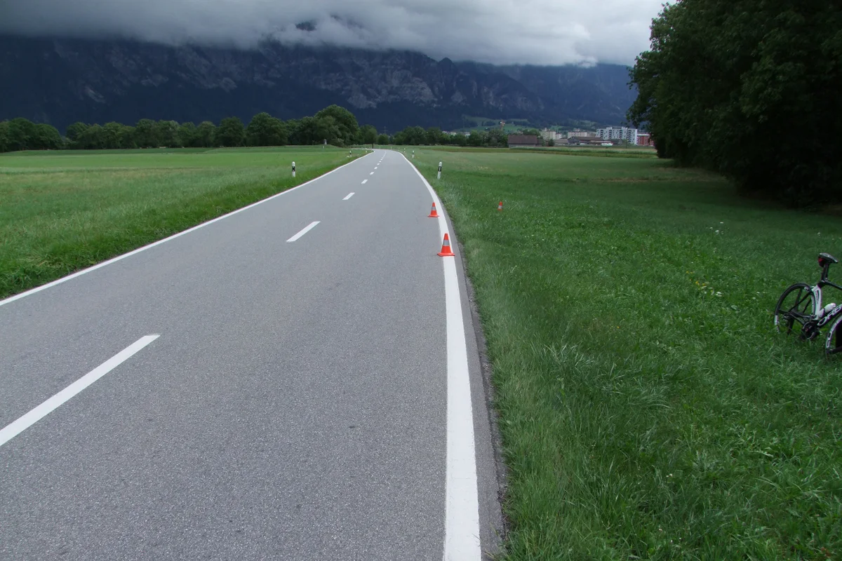 Mit Rennrad in Mauenfeld verunfallt - Zeugenaufruf