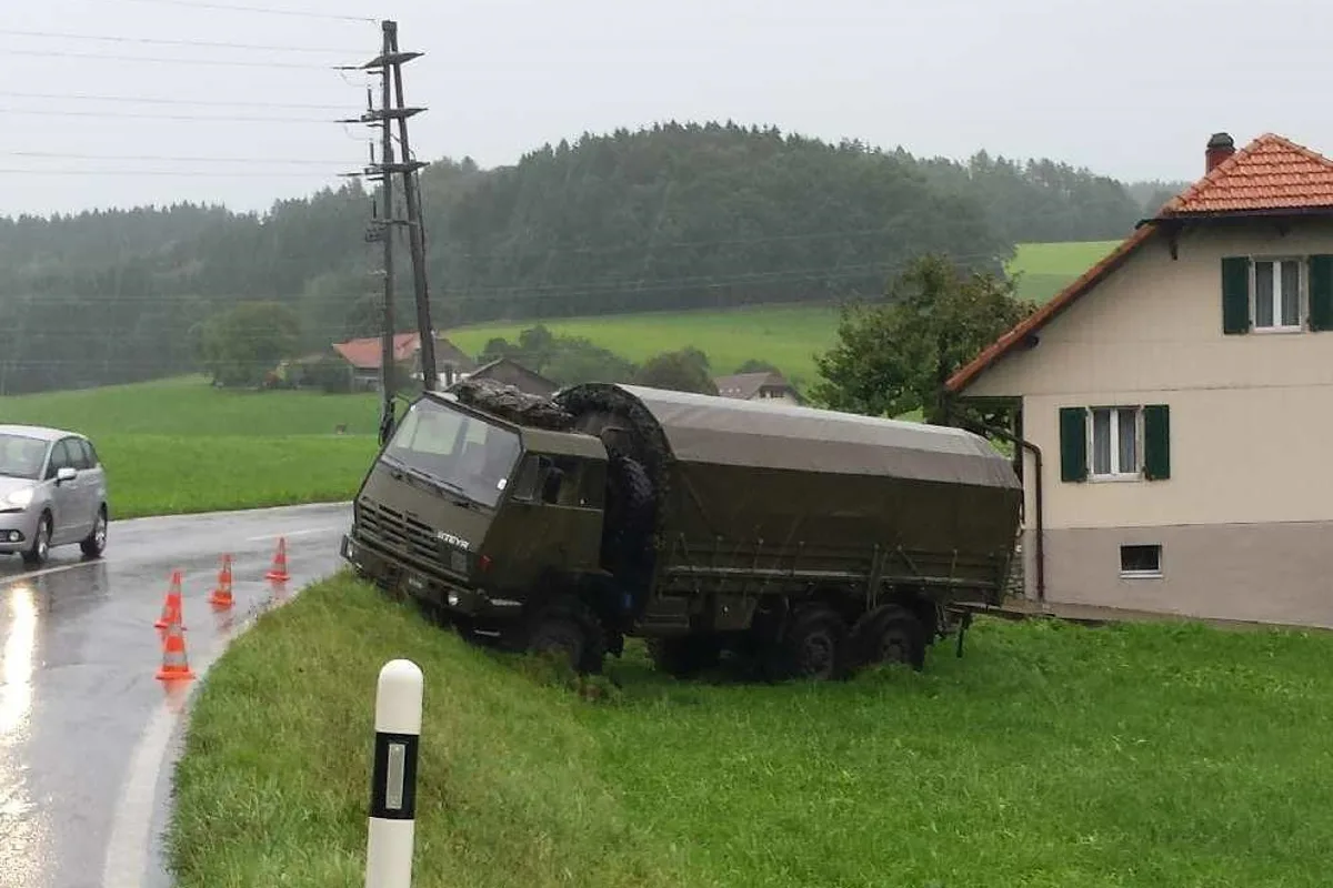 19-Jähriger verunglückt in Giffers mit Militärlastwagen