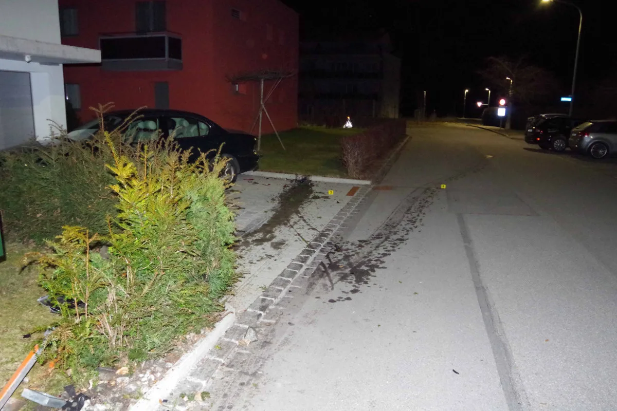 Chur GR - Sekundenschlaf: Autofahrer legt Irrfahrt hin