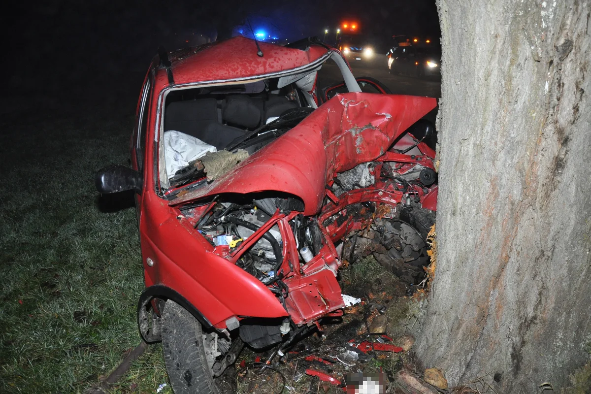 19-jähriger Schweizer stirbt bei Alleincrash in Lostorf