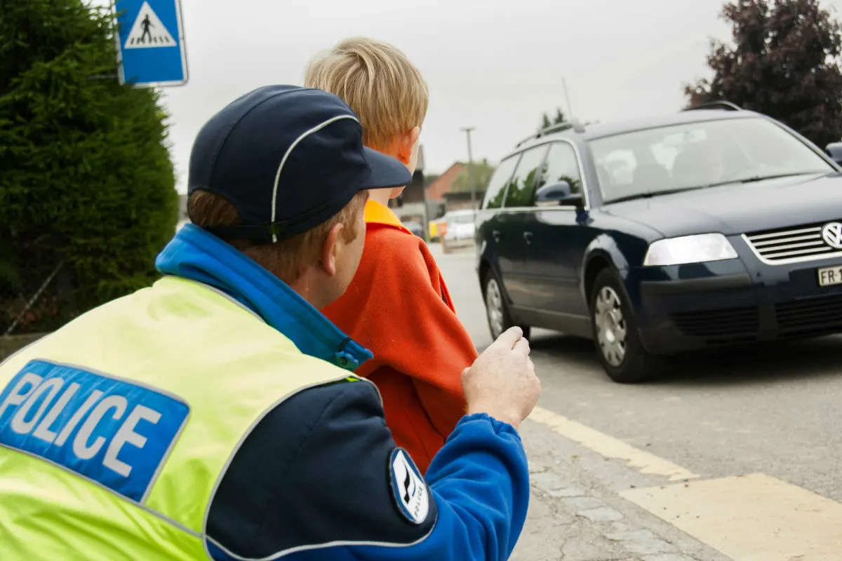 Die Kantonspolizei Freiburg erhöht die Sicherheit auf dem Schulweg