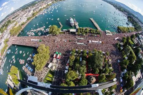 Zürich ZH - Zwischenbilanz der Street Parade 2017