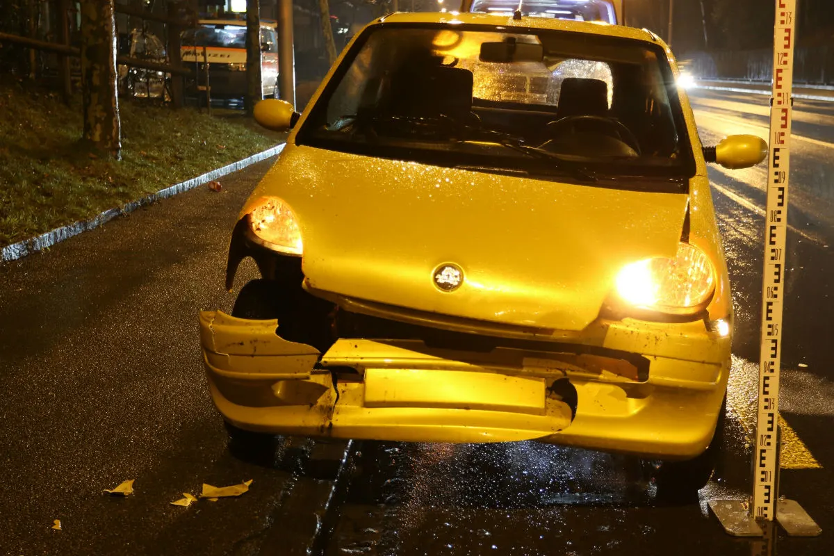 SG: Auffahrkollision bei schwierigen Sichtverhältnissen