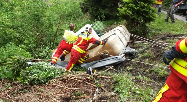 Heizöl nach Unfall in Oberschan ausgelaufen