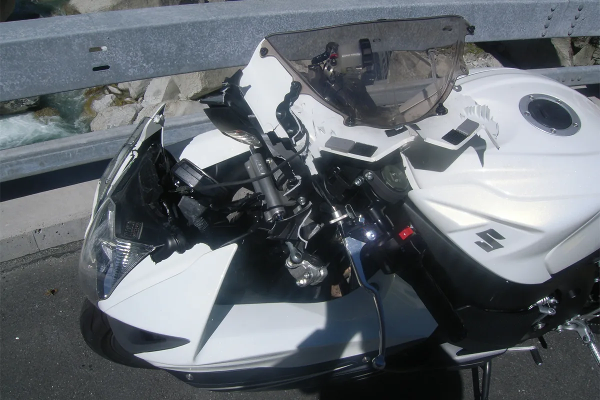 Göschenen UR: Sturz mit Motorrad