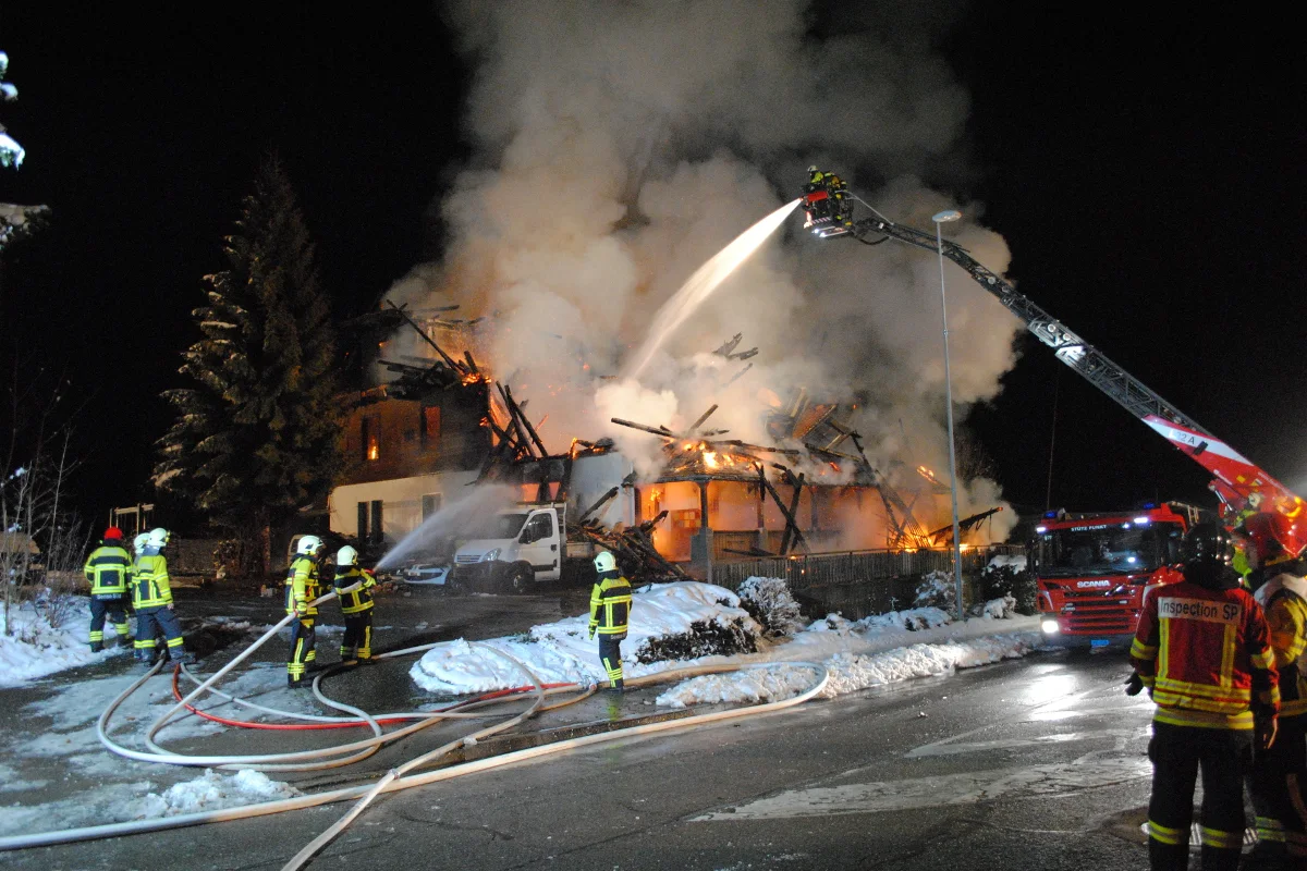 Hotel-Brandstiftung in Plaffeien - drei Festnahmen