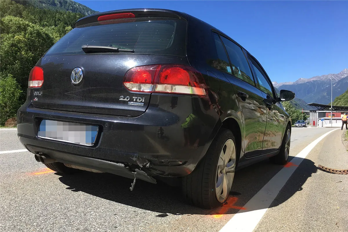 Castasegna GR - Bremsmanöver führt zu Auffahrkollision