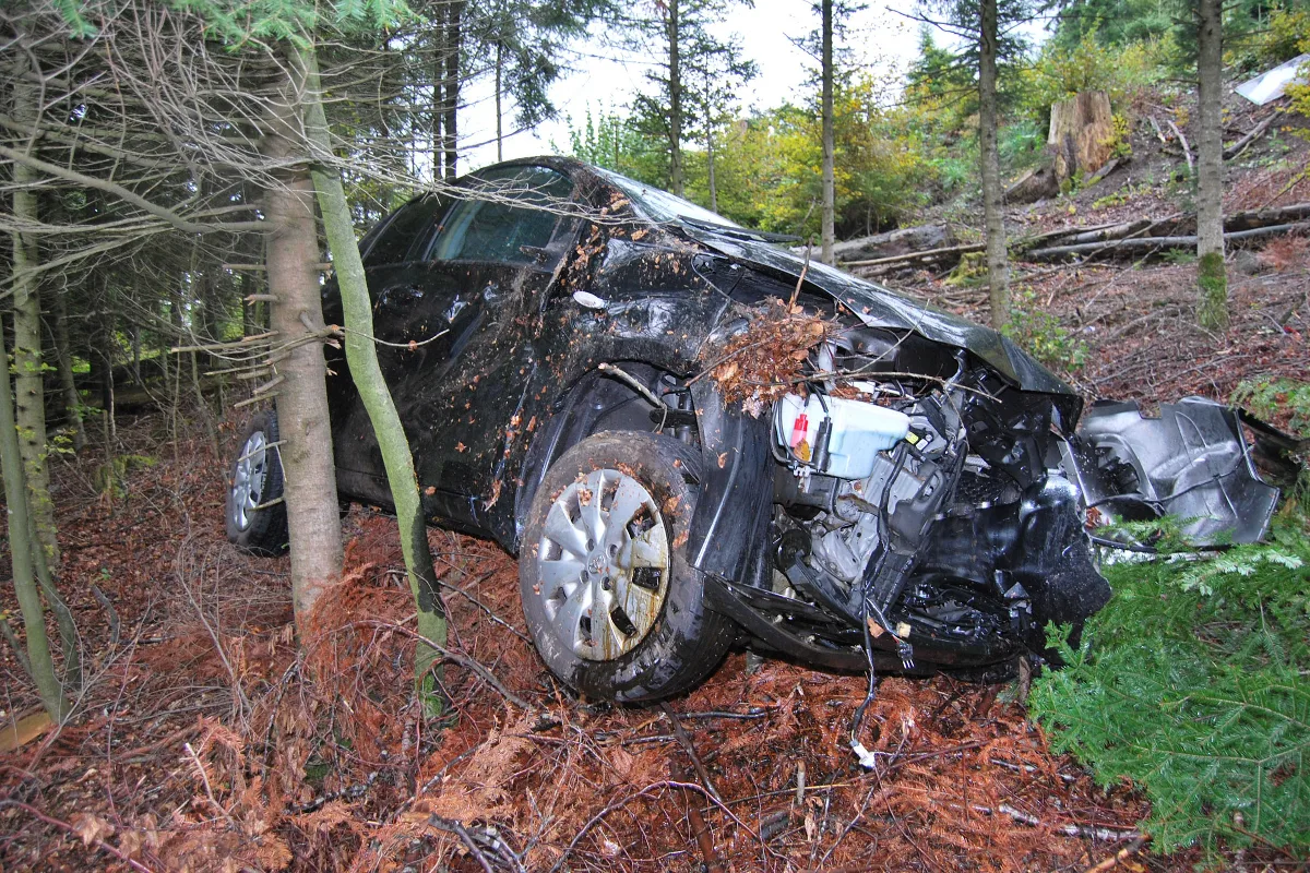 Autofahrerin bei Alleincrash in Rickenbach schwer verletzt