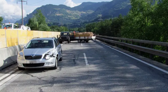 Kollision auf der A13 bei Cazis