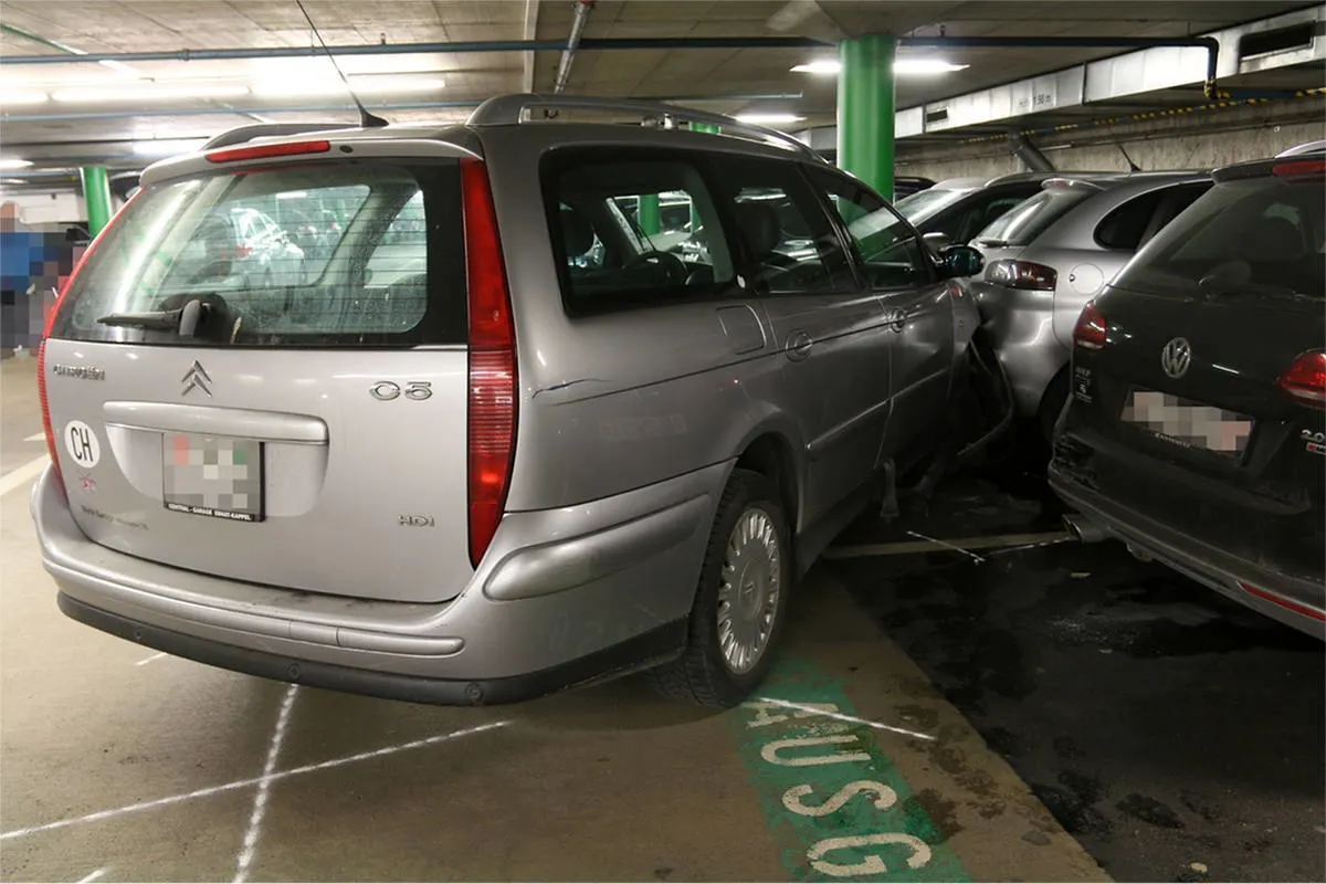 St.Gallen SG - Unfall in Tiefgarage
