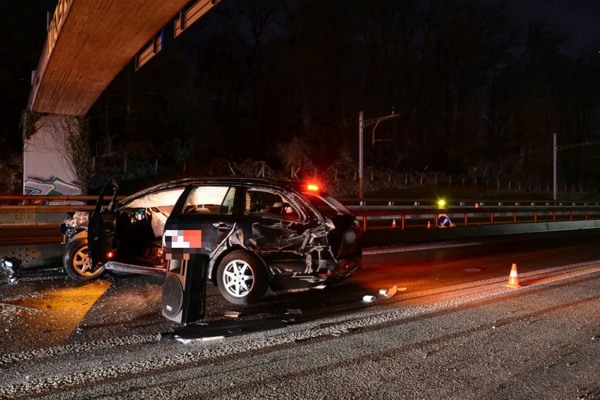 Alleincrash unter Drogen! In Birsfelden mit Auto überschlagen