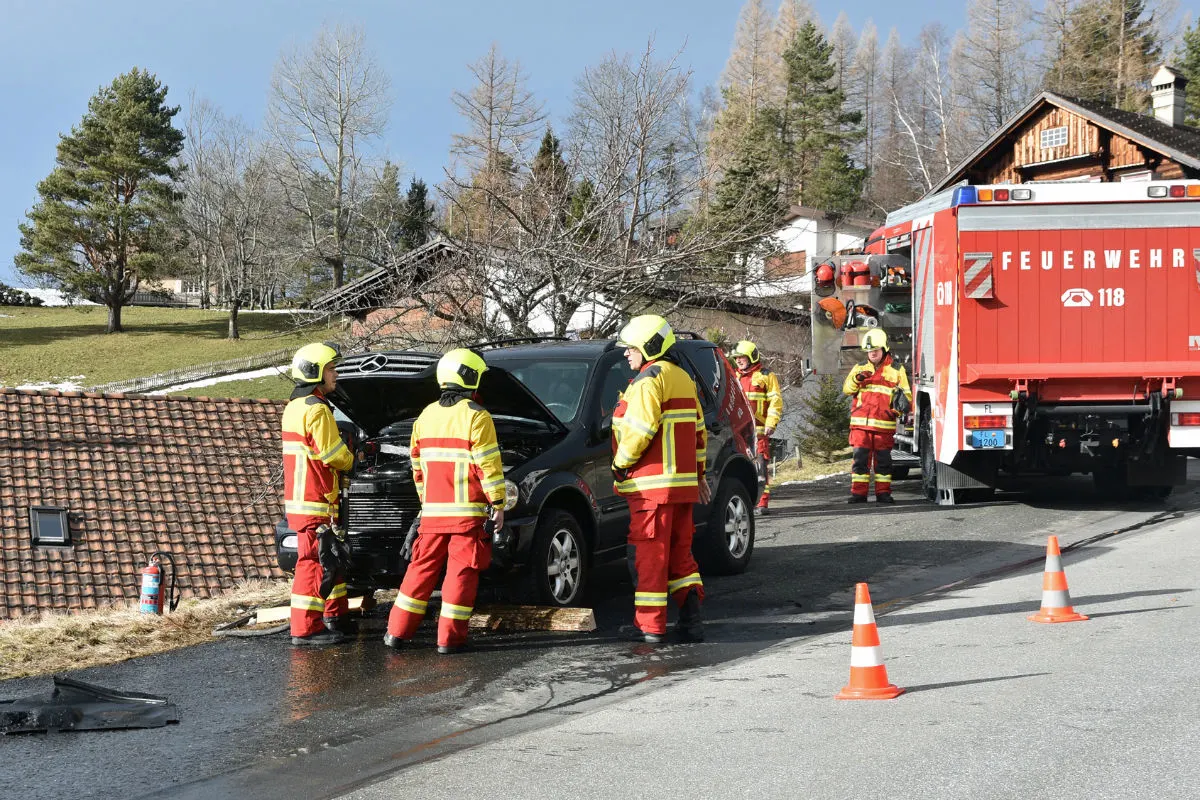 Triesenberg FL - Auto in Brand geraten