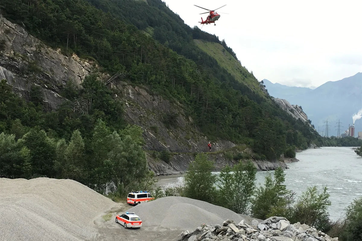 Haldenstein GR: Mit Velo in Rhein gestürzt