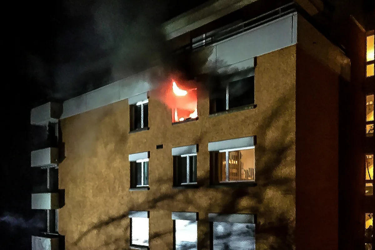 Meilen ZH - Nächtlicher Wohnungsbrand richtet Mega-Schaden an