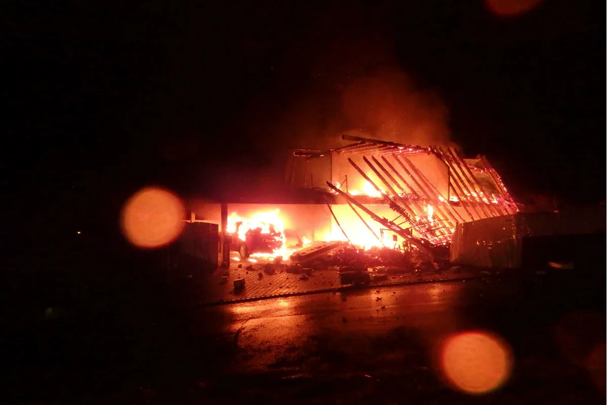 Gansingen AG - Zwei Tote nach Explosion und Vollbrand in Einfamilienhaus
