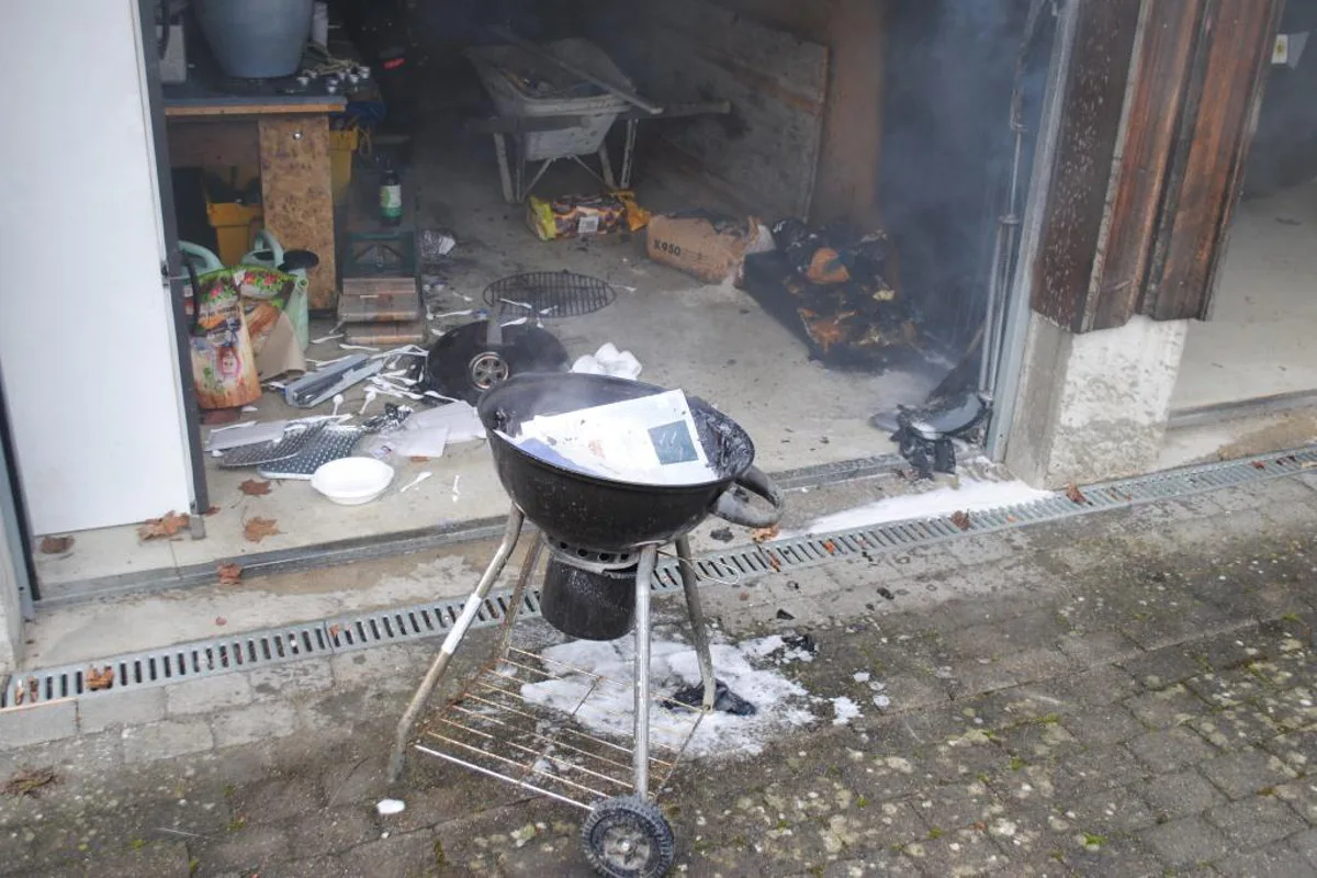 Thayngen SH - Brand in Garagenbox ausgebrochen