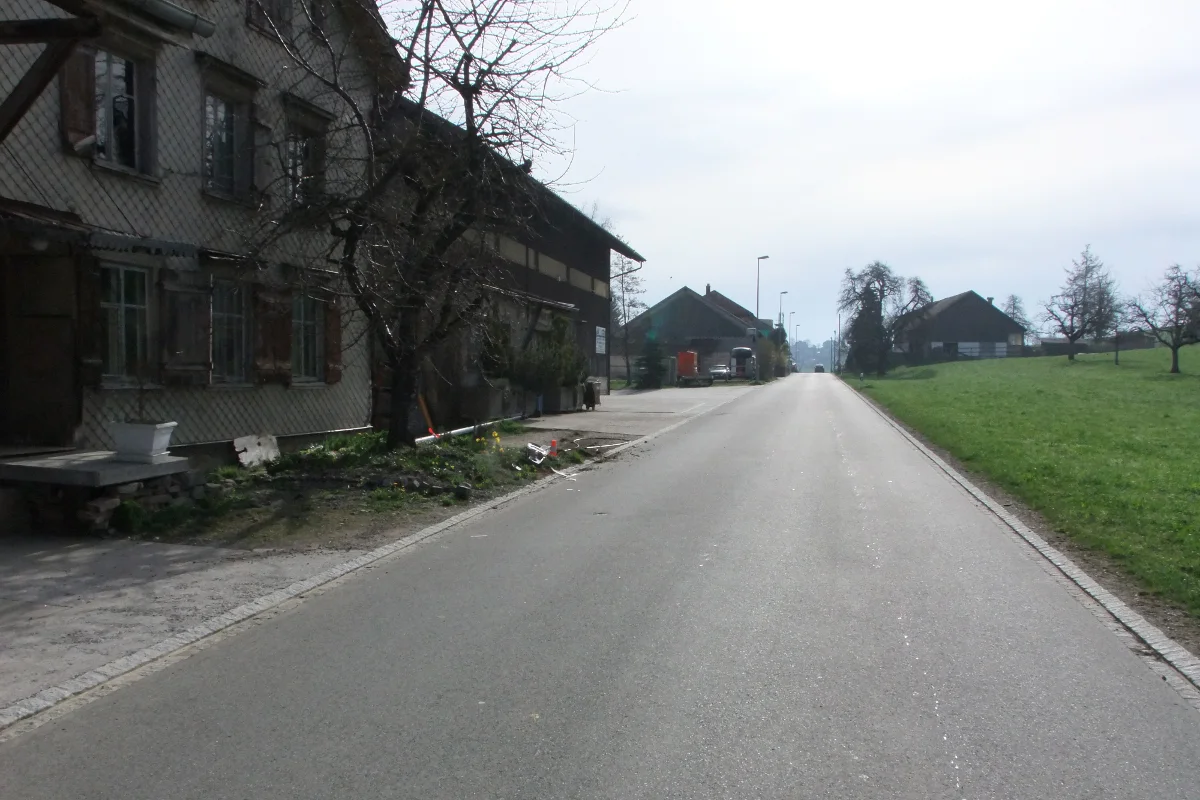 Glatteis führt in Kirchberg zu frontaler Kollision